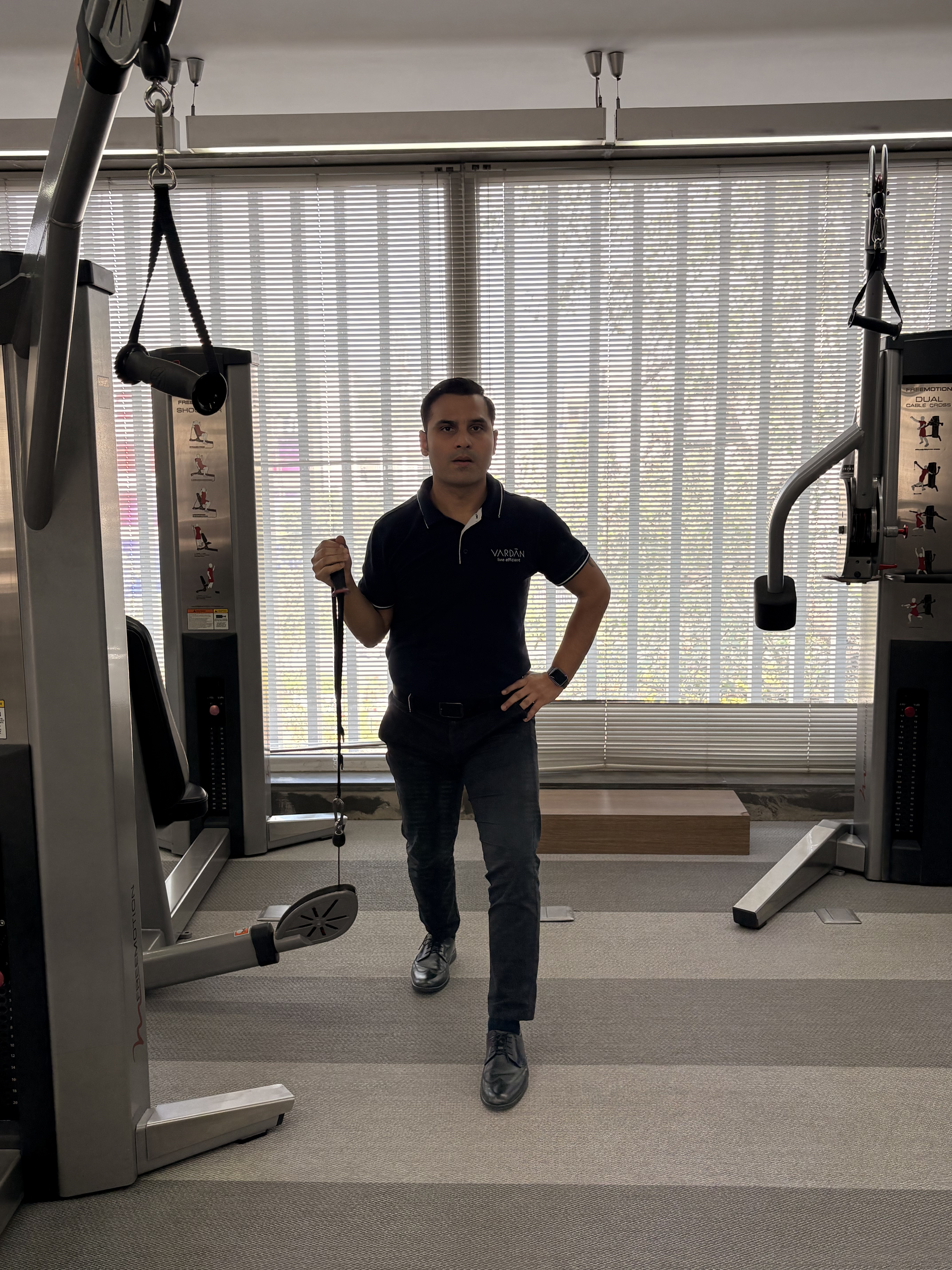 Posture correction session at VARDĀN