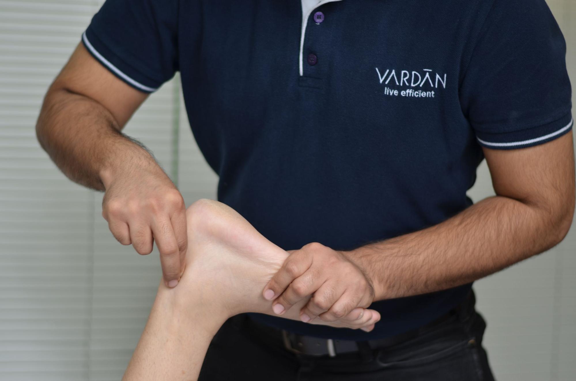 Ankle mobility assessment for Achilles pain - VARDĀN